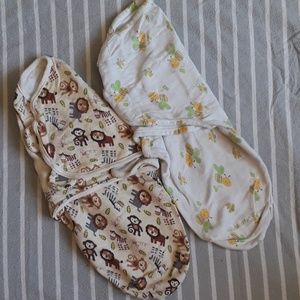 2 Swaddles